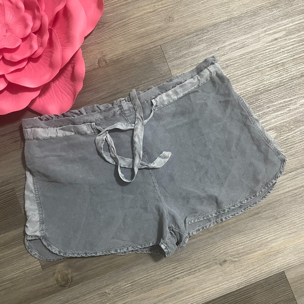 YFB YOUNG FABULOUS & BROKE Sz S Gray Linen Blend Tie Front Paperbag Short Shorts